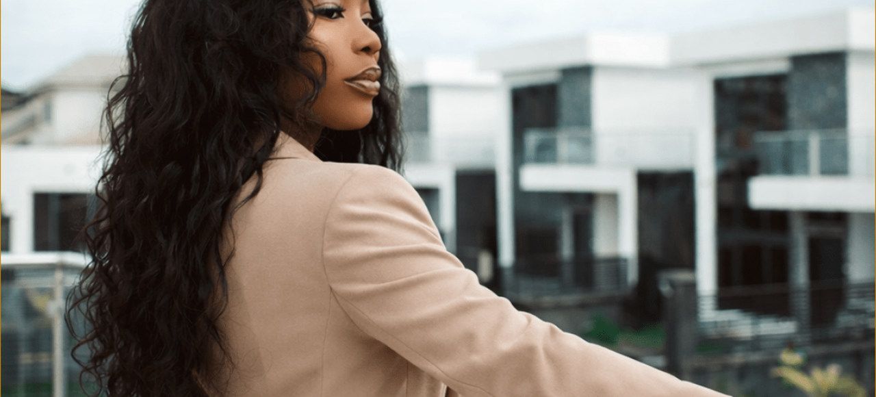Dzifah Tamakloe standing on a balcony
